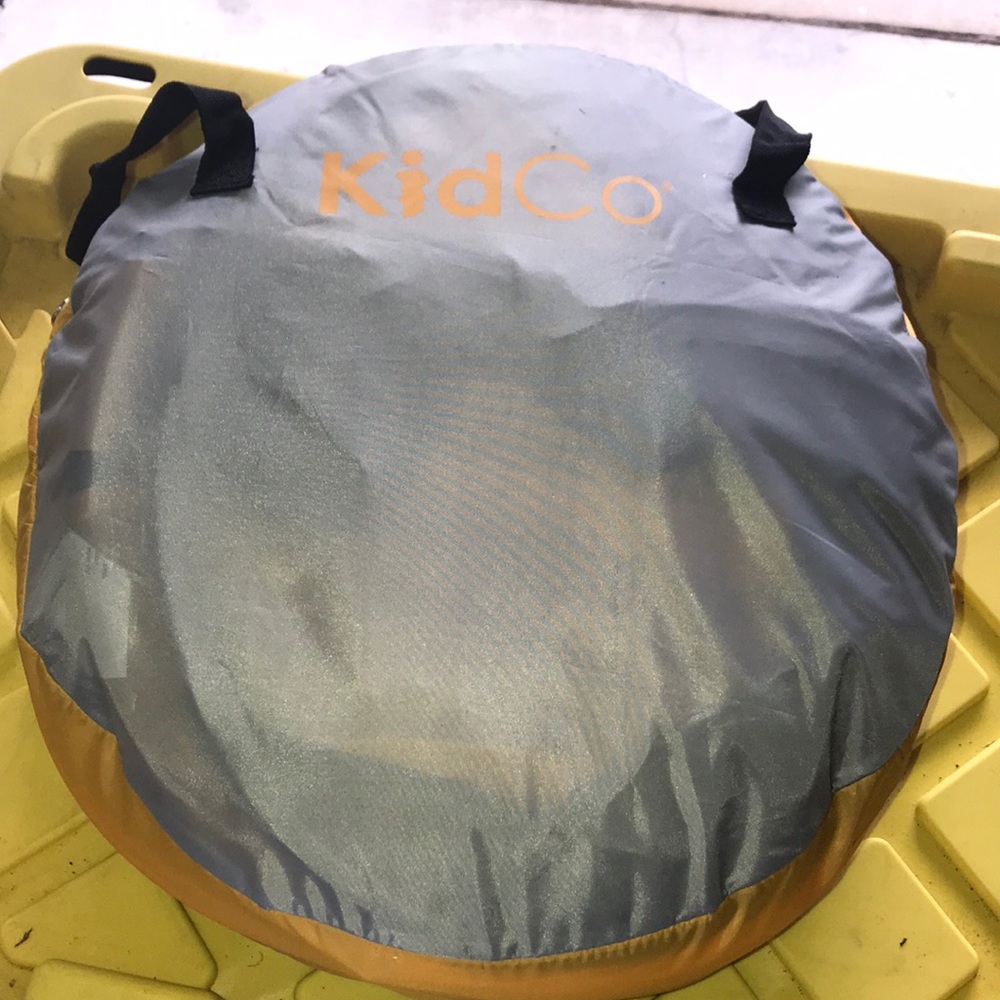 Kid co pop up tent for babies and toddlers